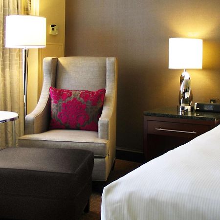 Hilton Minneapolis Ngoại thất bức ảnh