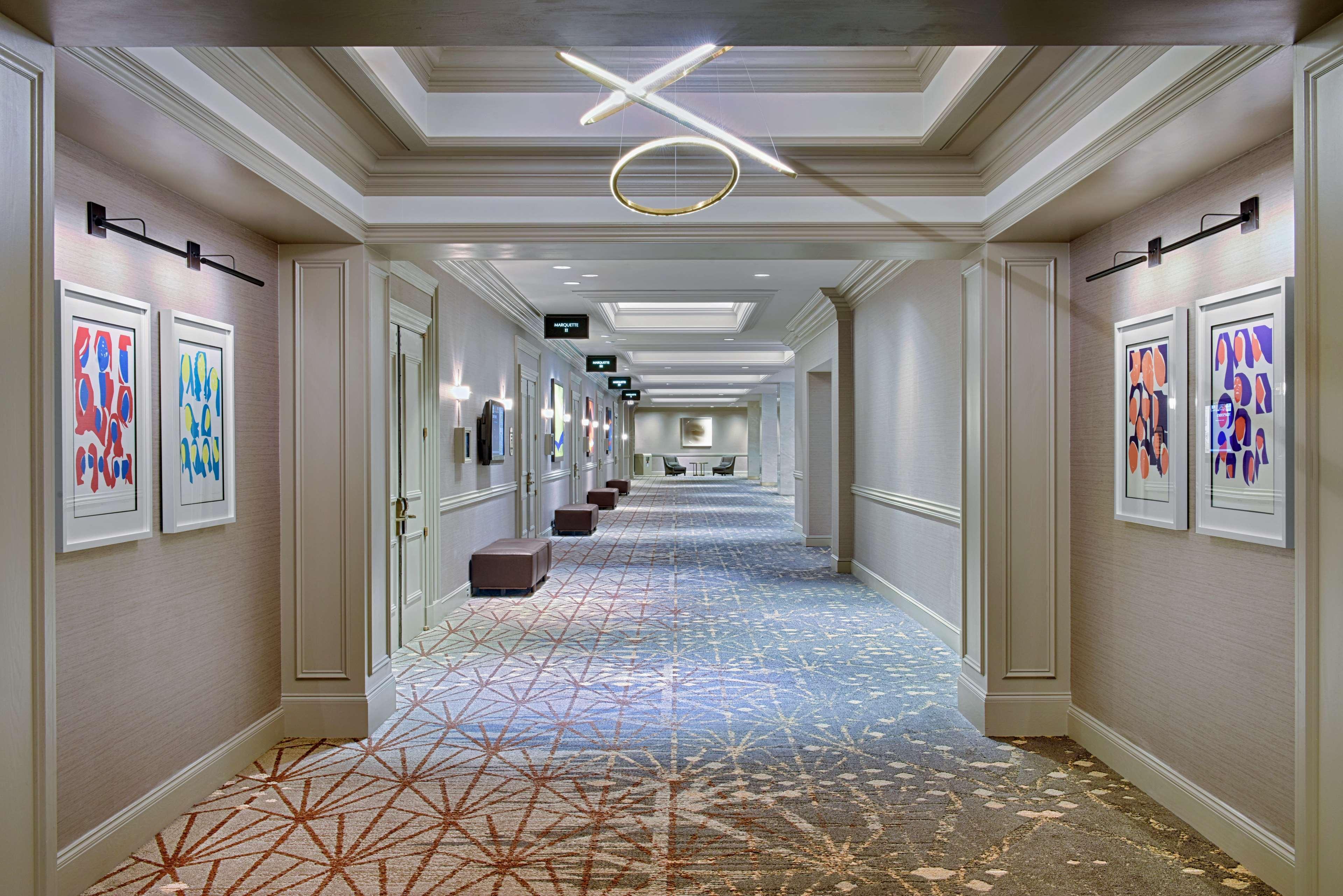Hilton Minneapolis Ngoại thất bức ảnh