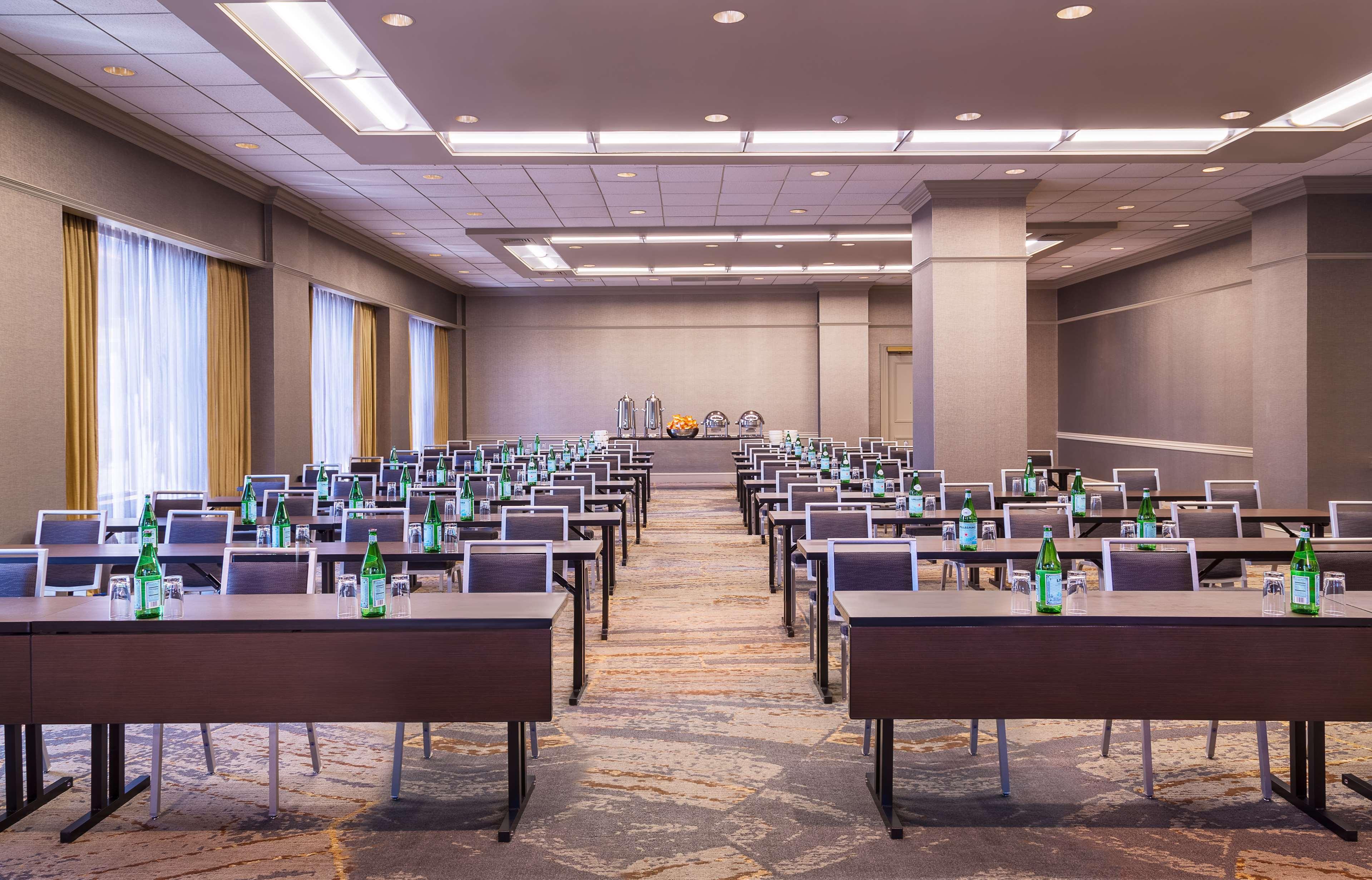 Hilton Minneapolis Ngoại thất bức ảnh
