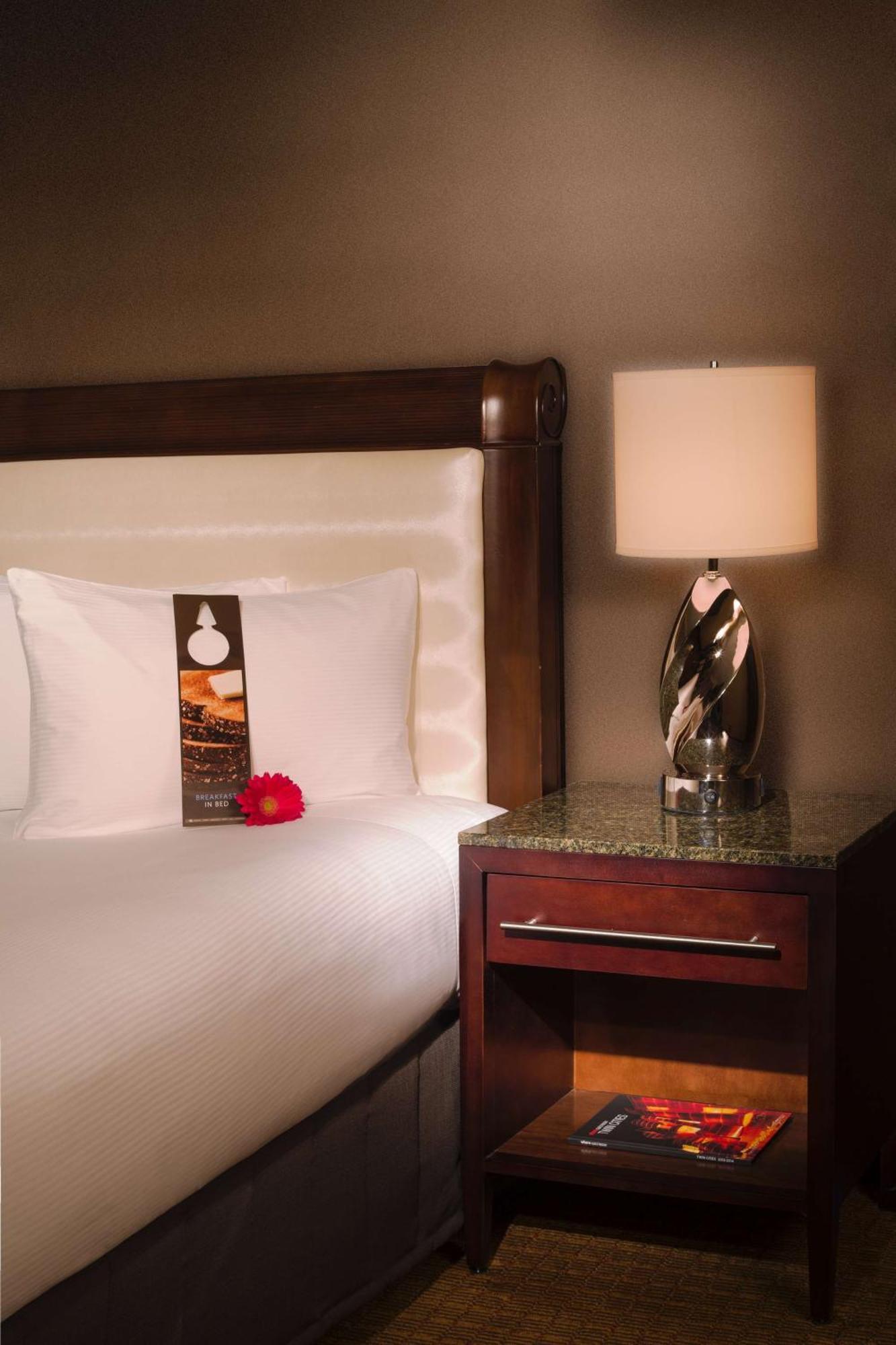 Hilton Minneapolis Ngoại thất bức ảnh